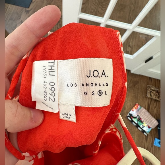 J.O.A orange floral romper - Picture 2 of 7